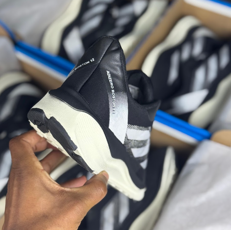 Adizero Preto/Branco
