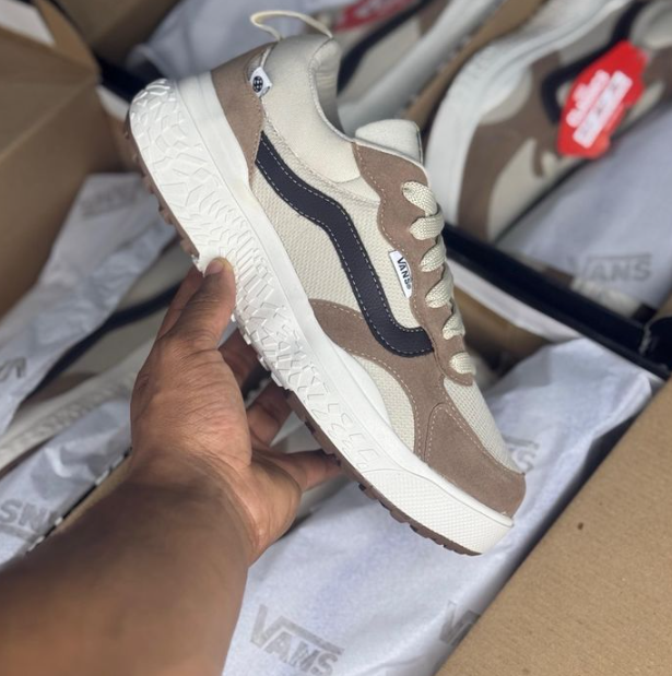 UltraRange Neo - (Linha Premium) x Off/Café