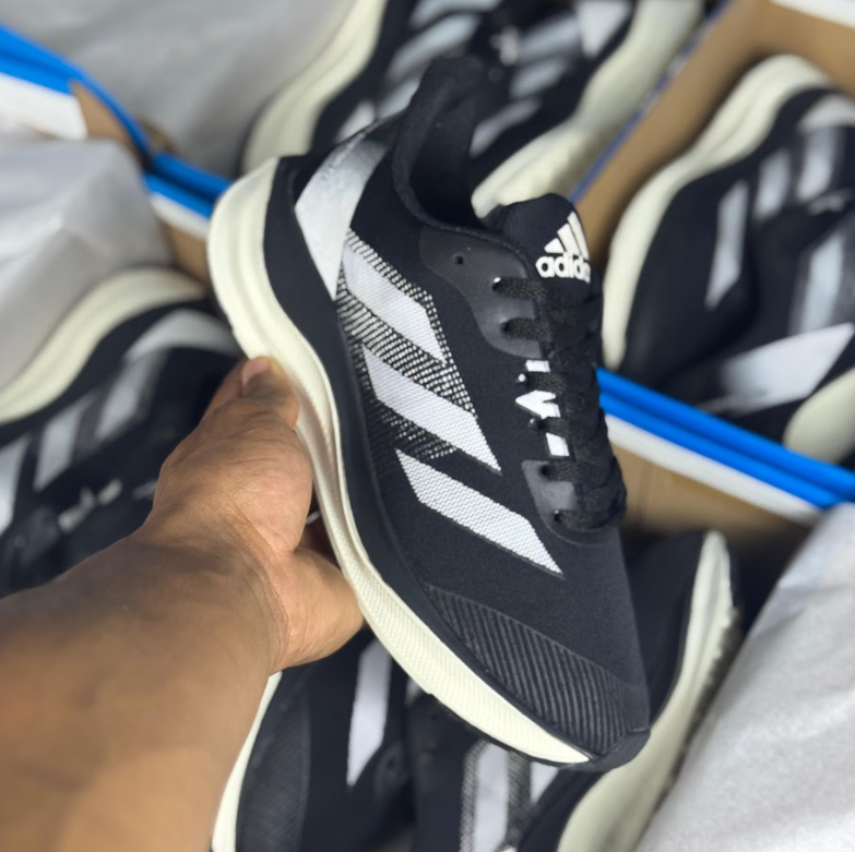 Adizero Preto/Branco