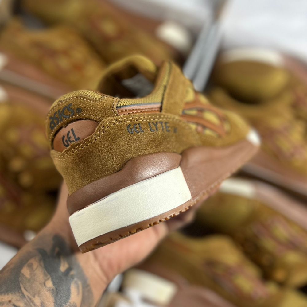Tênis Masculino Asics Gel-Lyte III Caramelo Premium em Couro